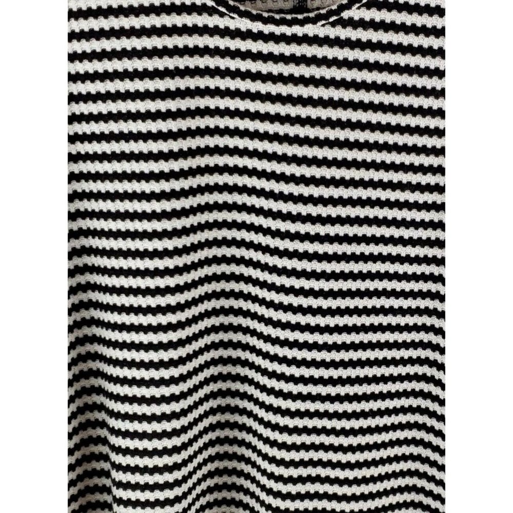 Torrid Womens Waffle Scoop Neck Long Sleeve Tee Black White Size 2=2X #12261696 - Picture 6 of 11
